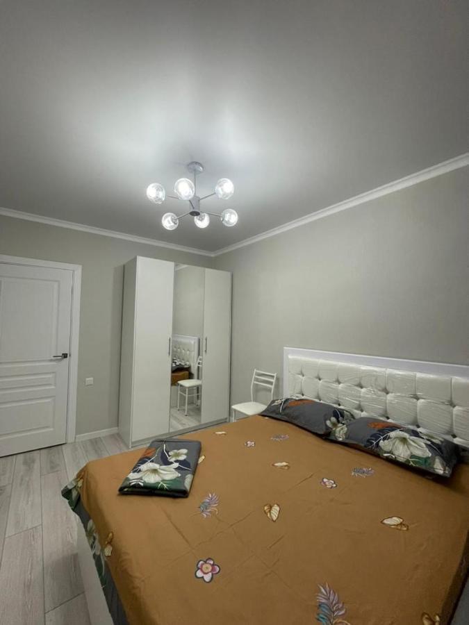 Apartment In Street Toktogula 77 Bisjkek Eksteriør billede